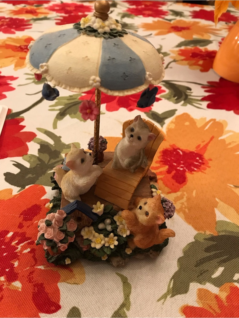 San Francisco Music Box Company Cat Figurine Music Box Collectible